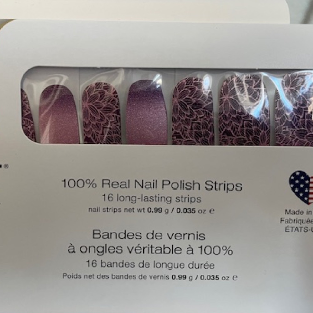 Color Street Nails  Rule of Plum  New in Package, Unsealed